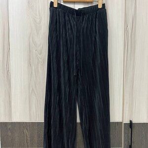 Black Pleated Wide Leg Pants